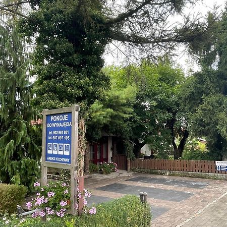 Pokoje Do Wynajecia Nowogrodziec Εξωτερικό φωτογραφία